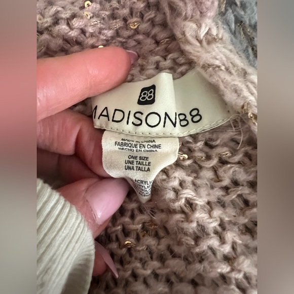 Anthropologie Madison 88 sequined Infinity Scarf Blue/ Pink - Picture 9 of 11